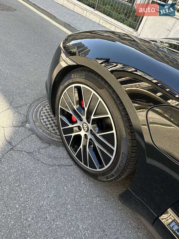 Седан Porsche Taycan 2022 в Киеве фото 25 Седан Porsche Taycan 2022 в Киеве