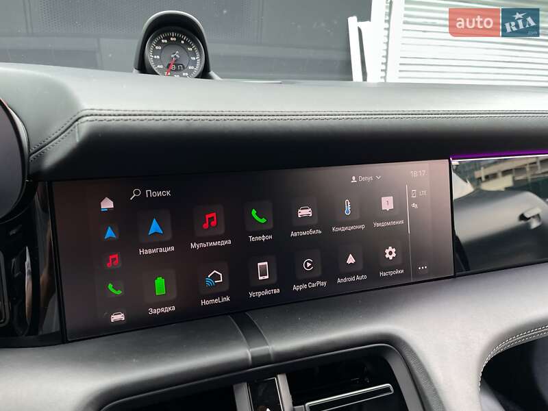 Седан Porsche Taycan 2020 в Киеве