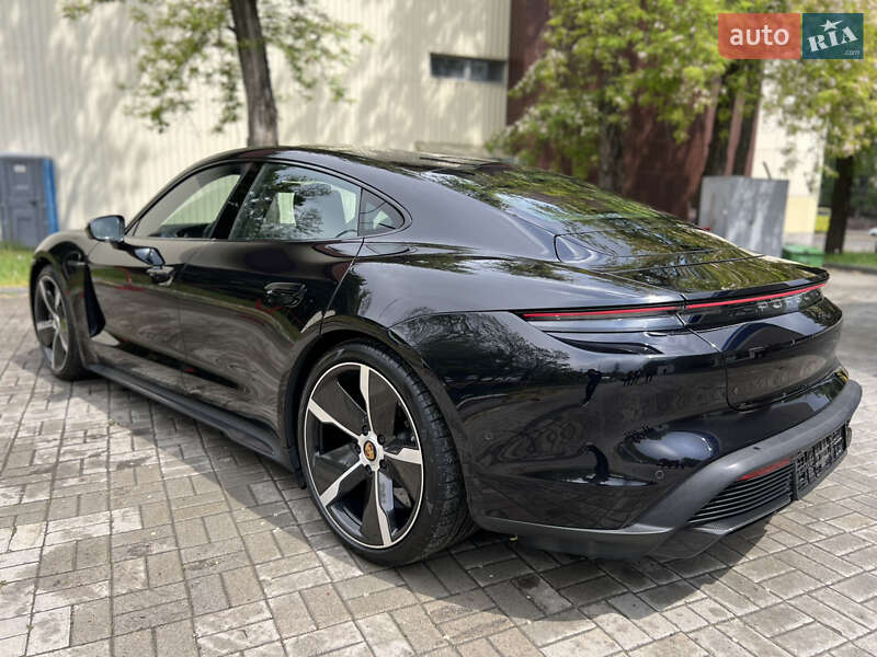 Седан Porsche Taycan 2020 в Днепре