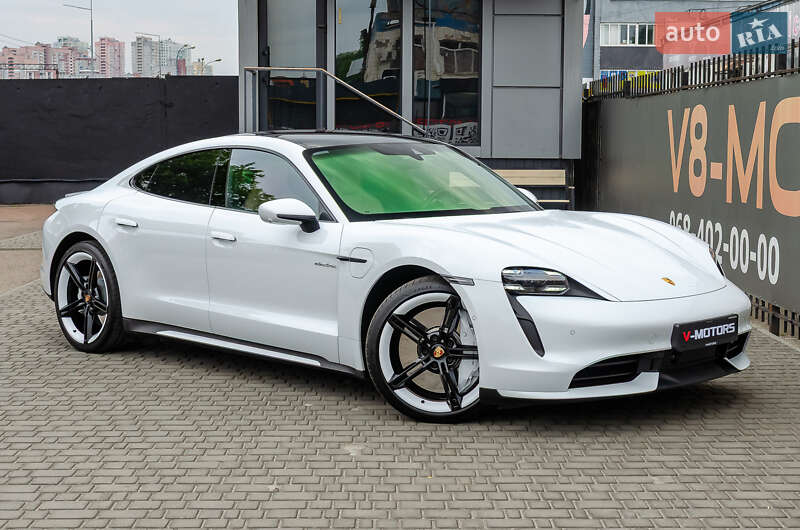 Porsche Taycan 2020