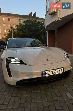 Седан Porsche Taycan 2020 в Николаеве