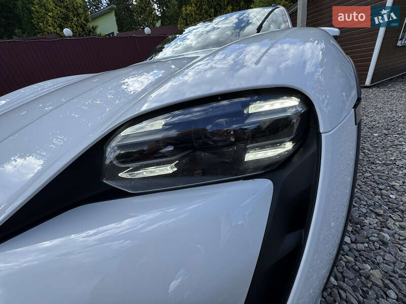 Седан Porsche Taycan 2021 в Трускавце