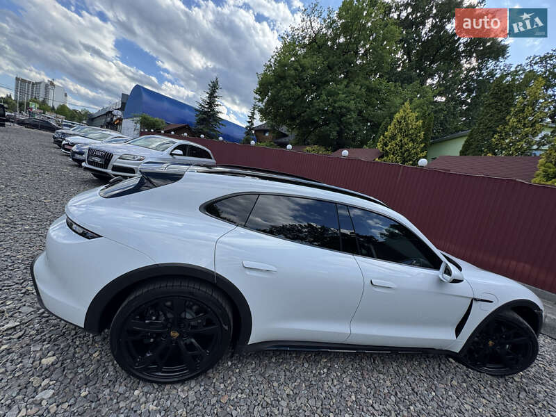 Седан Porsche Taycan 2021 в Трускавце