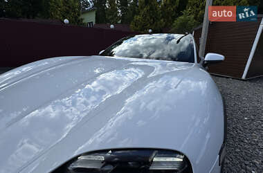 Седан Porsche Taycan 2021 в 