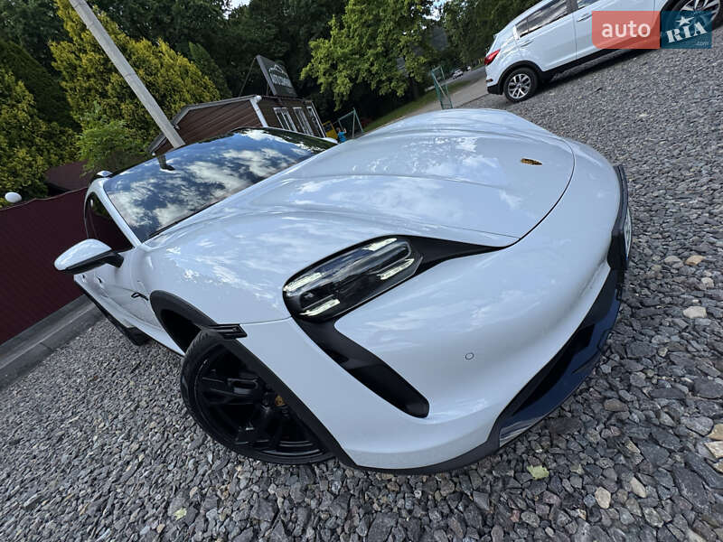 Седан Porsche Taycan 2021 в Трускавце