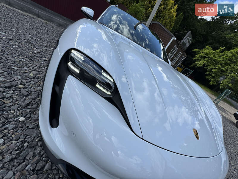 Седан Porsche Taycan 2021 в Трускавце