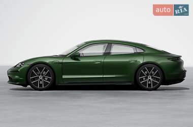 Седан Porsche Taycan 2024 в 