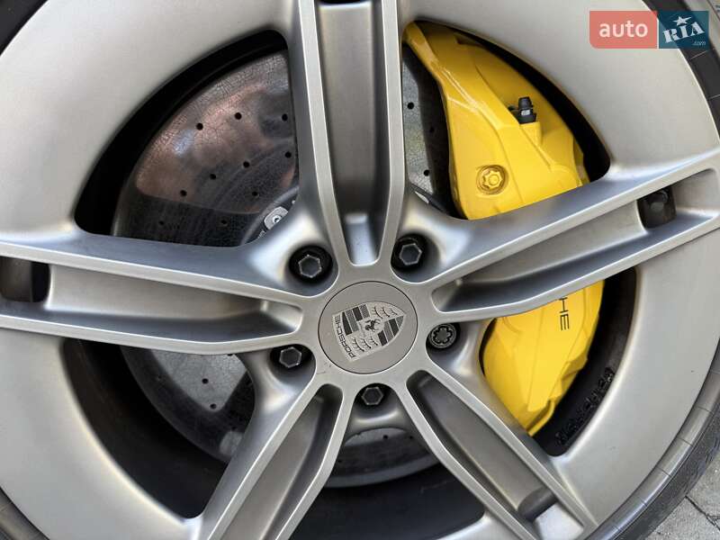 Седан Porsche Taycan 2024 в Днепре фото 7 Седан Porsche Taycan 2024 в Днепре
