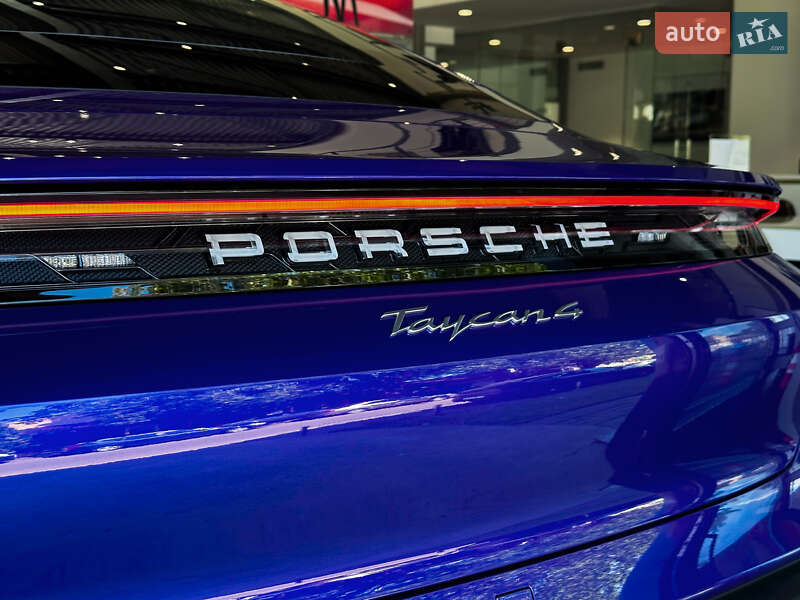 Седан Porsche Taycan 2025 в Одессе