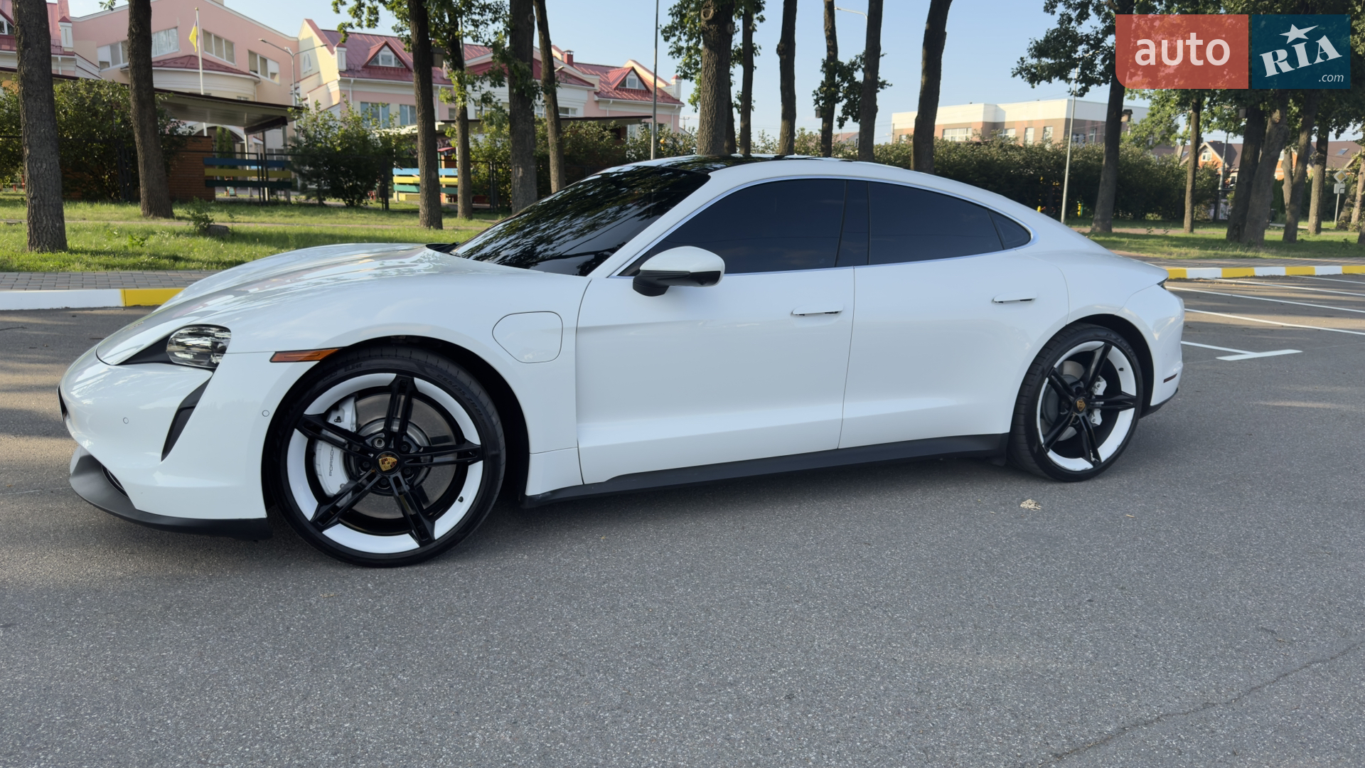 2022 Porsche Taycan - мініатюра 4