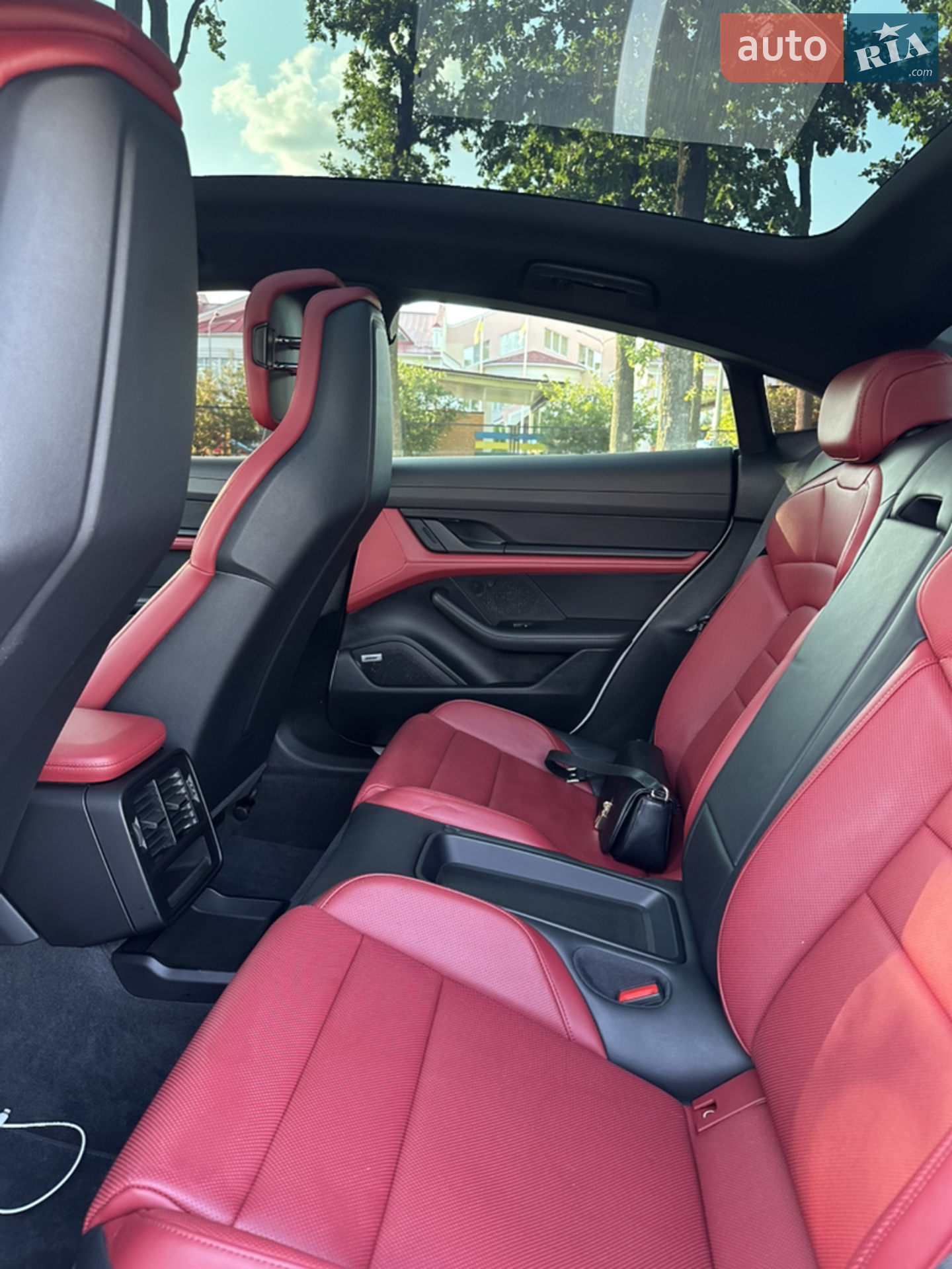 2022 Porsche Taycan - мініатюра 24