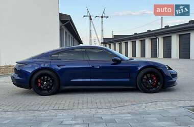 Седан Porsche Taycan 2020 в 