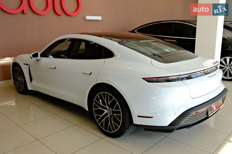 Седан Porsche Taycan 2022 в Одессе