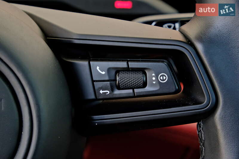 Седан Porsche Taycan 2022 в Одессе