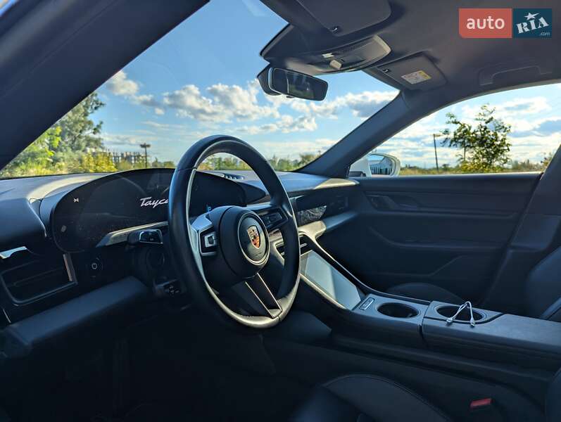 Седан Porsche Taycan 2020 в Киеве фото 9 Седан Porsche Taycan 2020 в Киеве