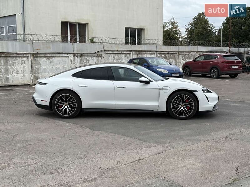 Седан Porsche Taycan 2020 в Луцке фото 8 Седан Porsche Taycan 2020 в Луцке