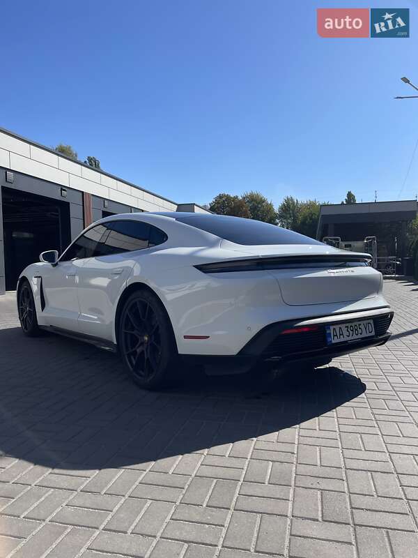 Седан Porsche Taycan 2023 в Киеве фото 10 Седан Porsche Taycan 2023 в Киеве