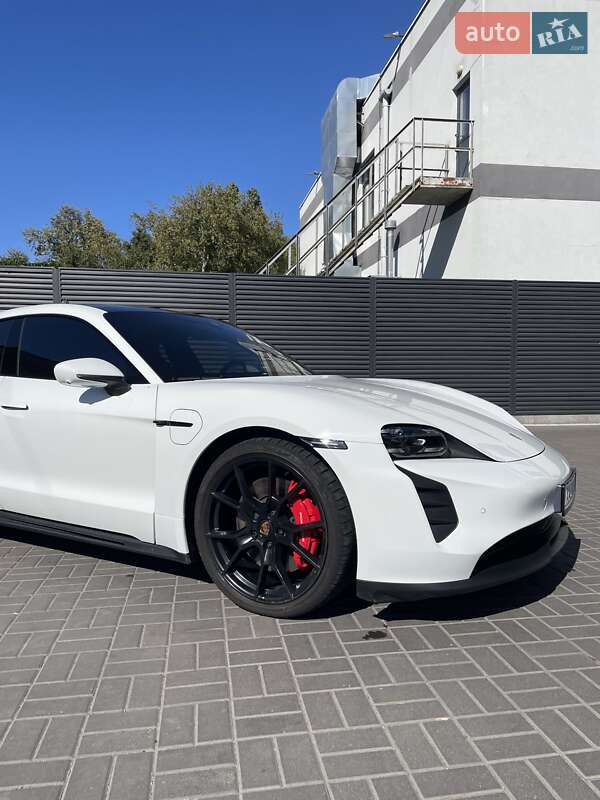 Седан Porsche Taycan 2023 в Киеве фото 18 Седан Porsche Taycan 2023 в Киеве