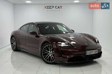 Седан Porsche Taycan 2021 в Одесі