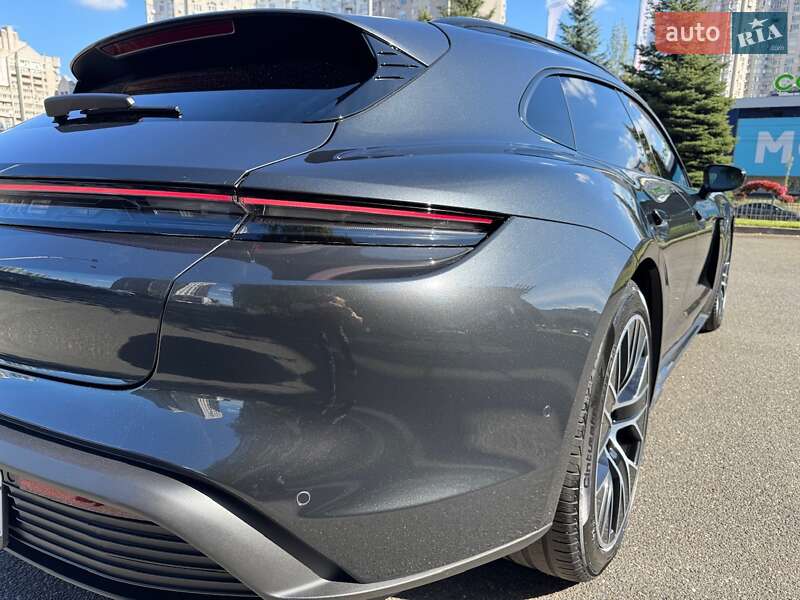 Універсал Porsche Taycan 2024 в Києві фото 11 Універсал Porsche Taycan 2024 в Києві