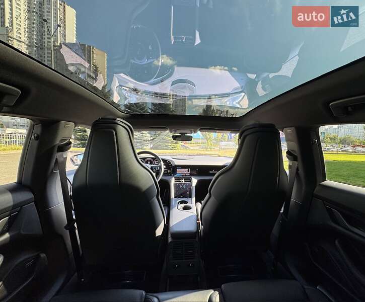 Універсал Porsche Taycan 2024 в Києві фото 19 Універсал Porsche Taycan 2024 в Києві