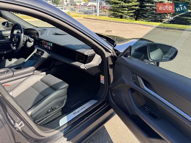 Універсал Porsche Taycan 2024 в Києві фото 79 Універсал Porsche Taycan 2024 в Києві
