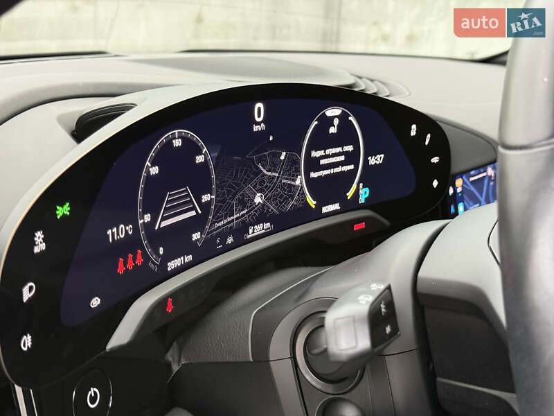 Седан Porsche Taycan 2020 в Киеве фото 23 Седан Porsche Taycan 2020 в Киеве