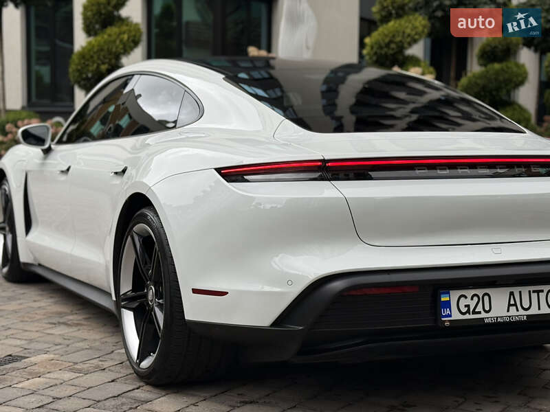 Седан Porsche Taycan 2021 в Киеве фото 14 Седан Porsche Taycan 2021 в Киеве