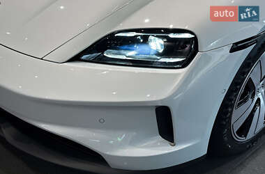 Седан Porsche Taycan 2024 в  фото 9 Седан Porsche Taycan 2024 в