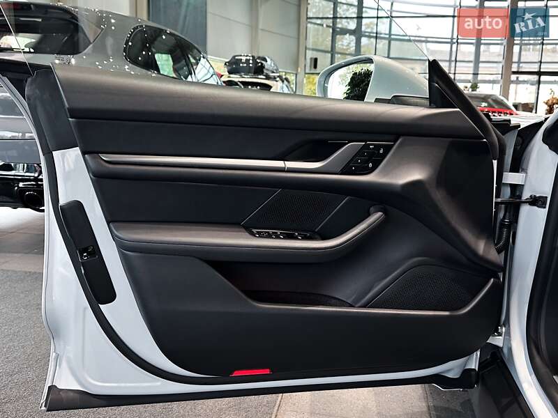 Седан Porsche Taycan 2024 в Одессе