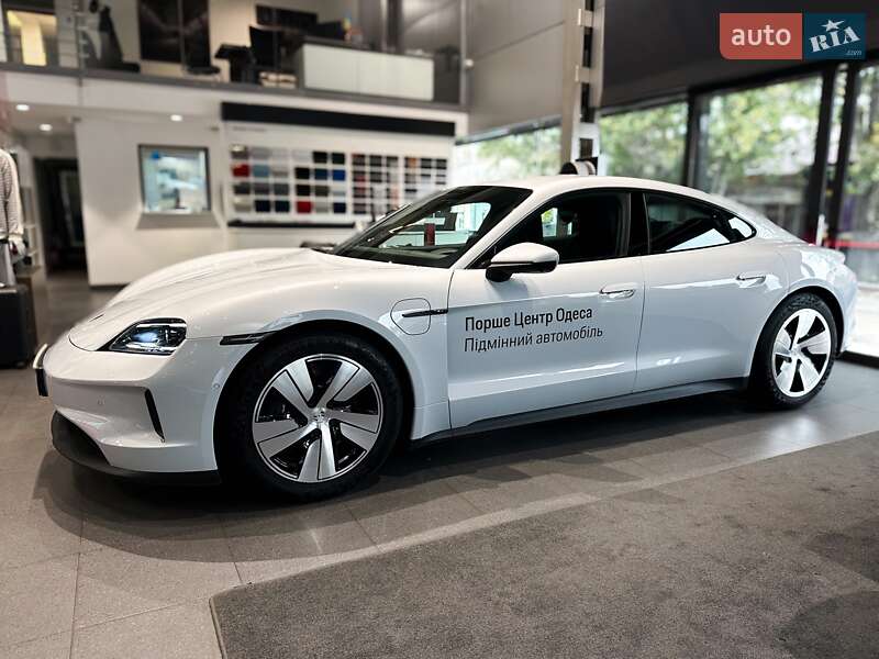 Седан Porsche Taycan 2024 в Одессе