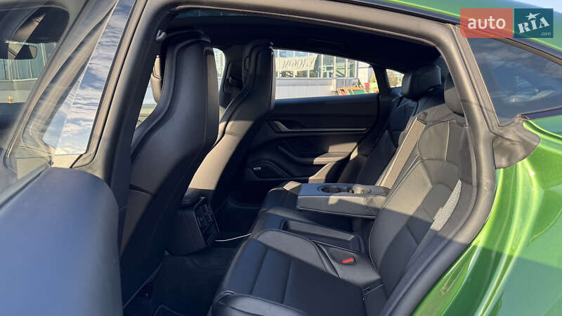 Седан Porsche Taycan 2022 в Києві фото 10 Седан Porsche Taycan 2022 в Києві