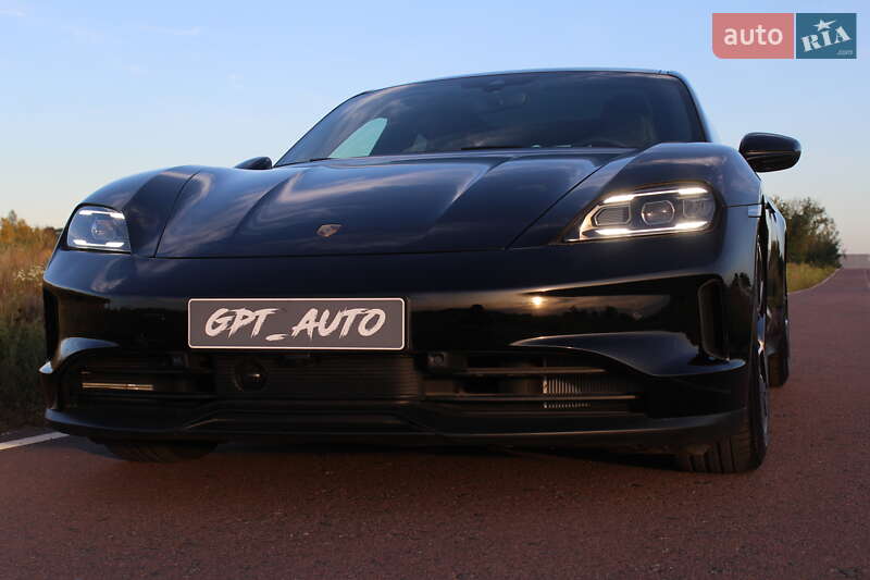 Седан Porsche Taycan 2024 в Києві фото 15 Седан Porsche Taycan 2024 в Києві