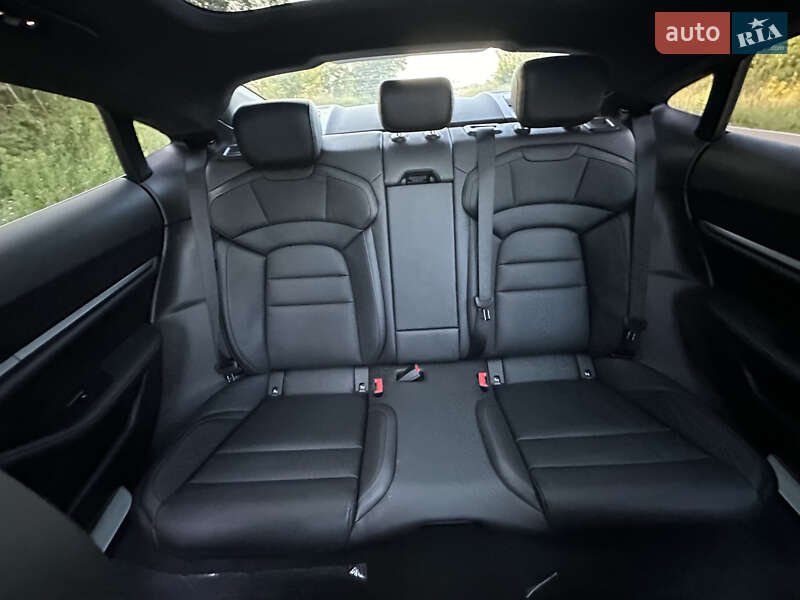Седан Porsche Taycan 2024 в Києві фото 26 Седан Porsche Taycan 2024 в Києві