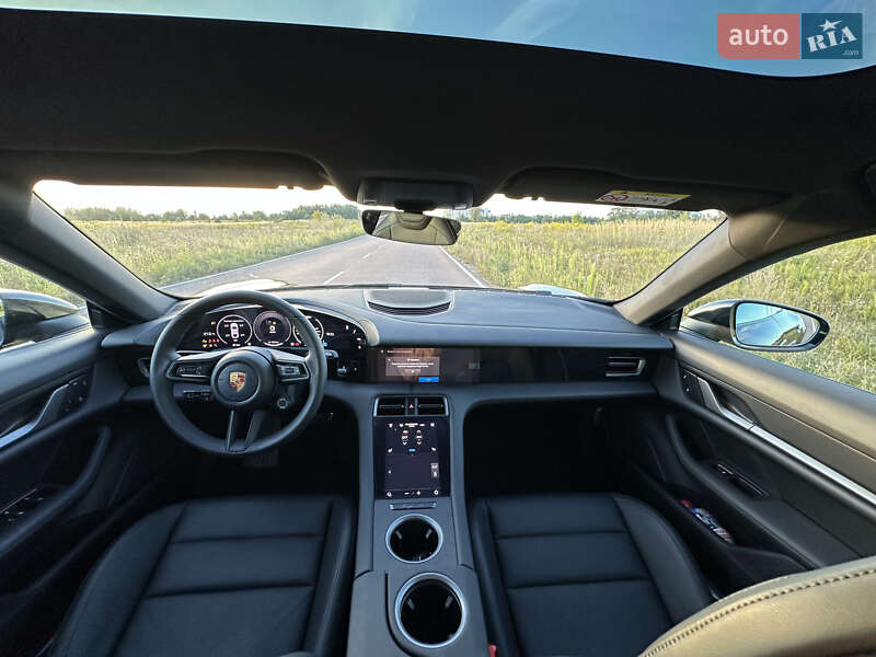 Седан Porsche Taycan 2024 в Києві фото 28 Седан Porsche Taycan 2024 в Києві