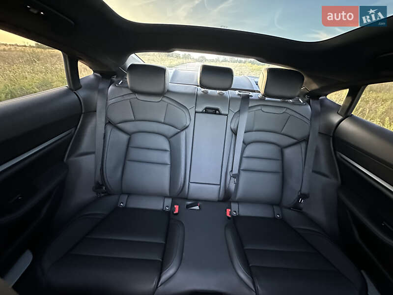 Седан Porsche Taycan 2024 в Києві фото 32 Седан Porsche Taycan 2024 в Києві