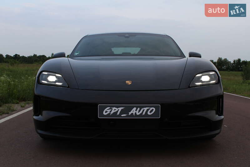 Седан Porsche Taycan 2025 в Києві фото 3 Седан Porsche Taycan 2025 в Києві