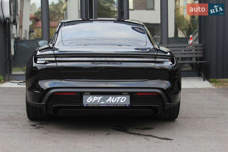 Седан Porsche Taycan 2022 в Киеве фото 9 Седан Porsche Taycan 2022 в Киеве