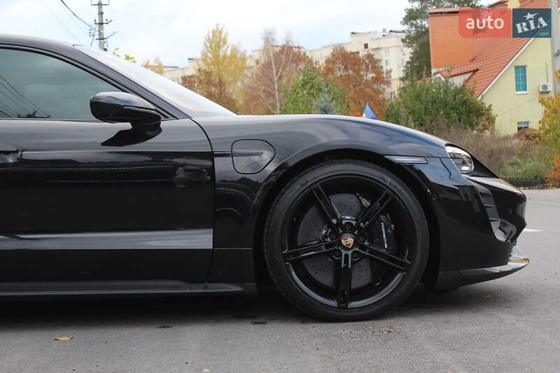 Седан Porsche Taycan 2022 в Киеве фото 10 Седан Porsche Taycan 2022 в Киеве