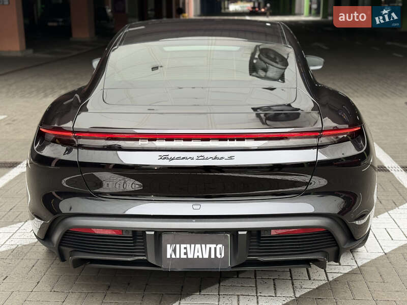 Седан Porsche Taycan 2019 в Киеве фото 6 Седан Porsche Taycan 2019 в Киеве