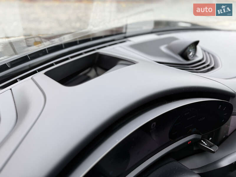 Седан Porsche Taycan 2021 в Львові фото 49 Седан Porsche Taycan 2021 в Львові