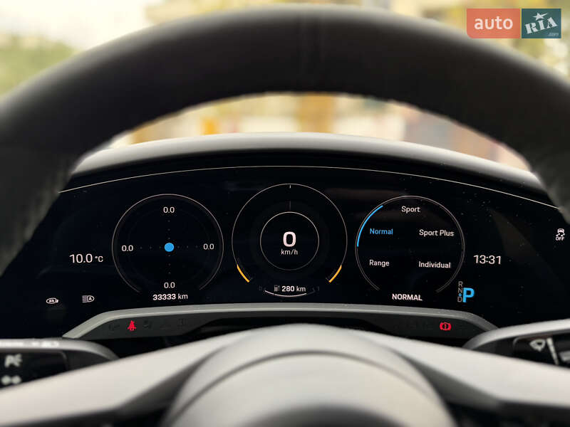 Седан Porsche Taycan 2021 в Львові фото 56 Седан Porsche Taycan 2021 в Львові