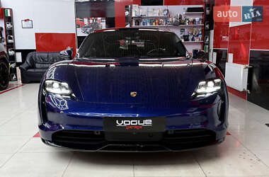 Седан Porsche Taycan 2021 в Одессе