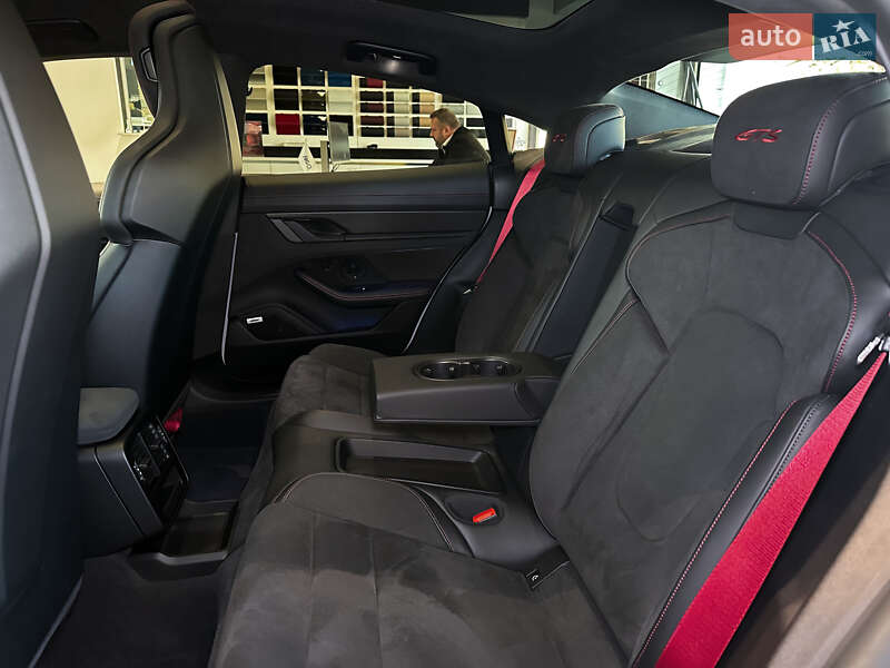 Седан Porsche Taycan 2022 в Одессе фото 32 Седан Porsche Taycan 2022 в Одессе