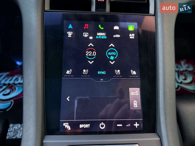 Седан Porsche Taycan 2020 в Луцьку