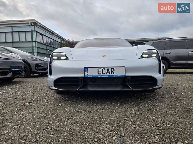 Седан Porsche Taycan 2021 в Киеве фото 5 Седан Porsche Taycan 2021 в Киеве