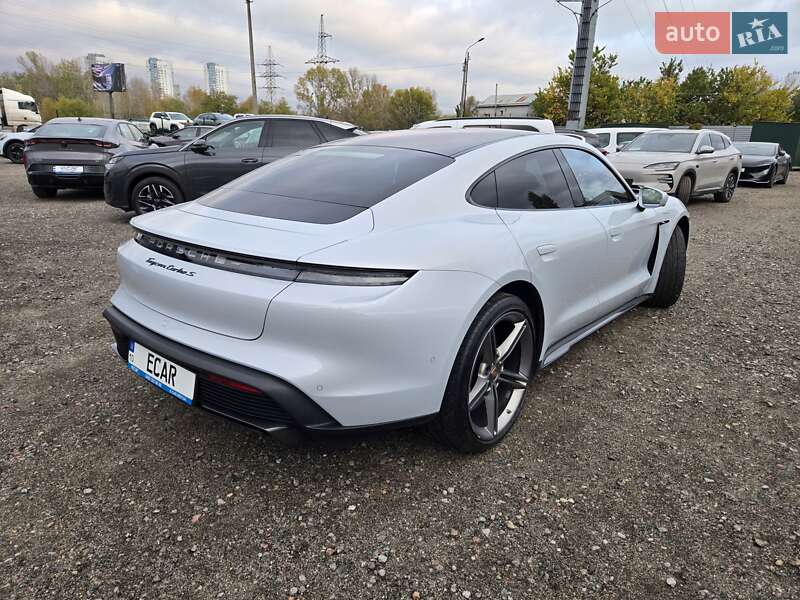 Седан Porsche Taycan 2021 в Киеве фото 13 Седан Porsche Taycan 2021 в Киеве