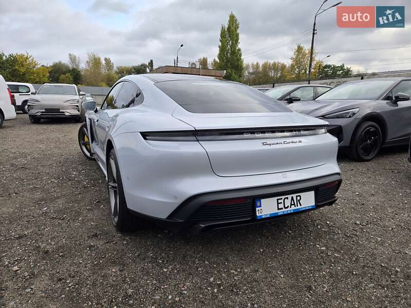 Седан Porsche Taycan 2021 в Киеве фото 18 Седан Porsche Taycan 2021 в Киеве