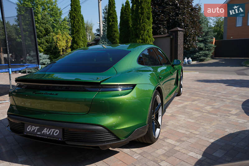 Седан Porsche Taycan 2022 в Киеве фото 35 Седан Porsche Taycan 2022 в Киеве