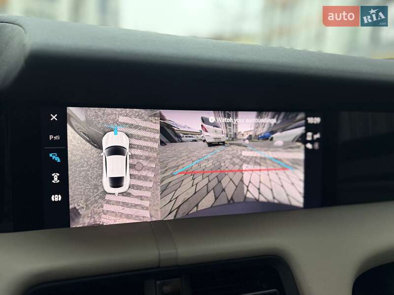 Седан Porsche Taycan 2021 в Ивано-Франковске